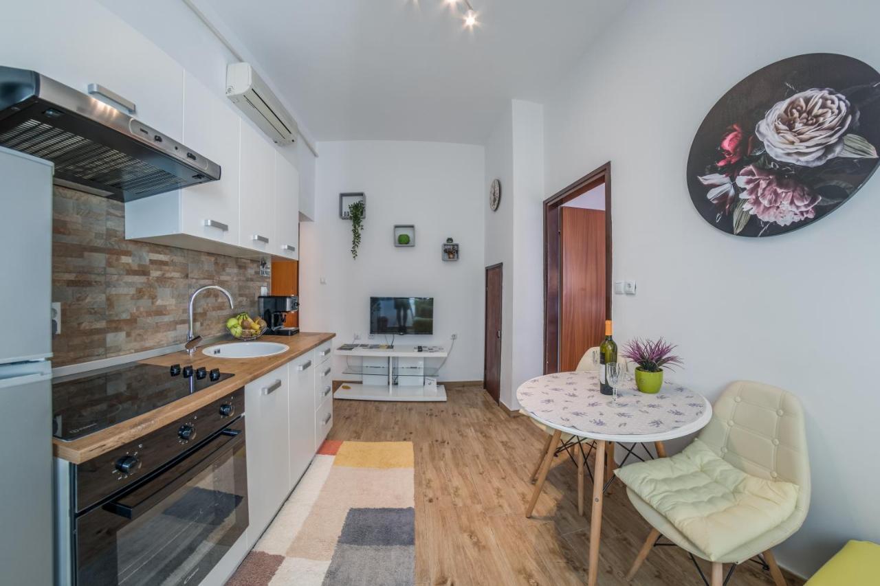 PUY Apartment Ljube מראה חיצוני תמונה